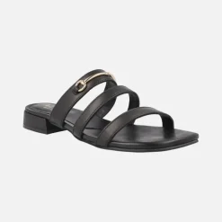 Sandalias negras con triple tira y adorno metálico Amalfi