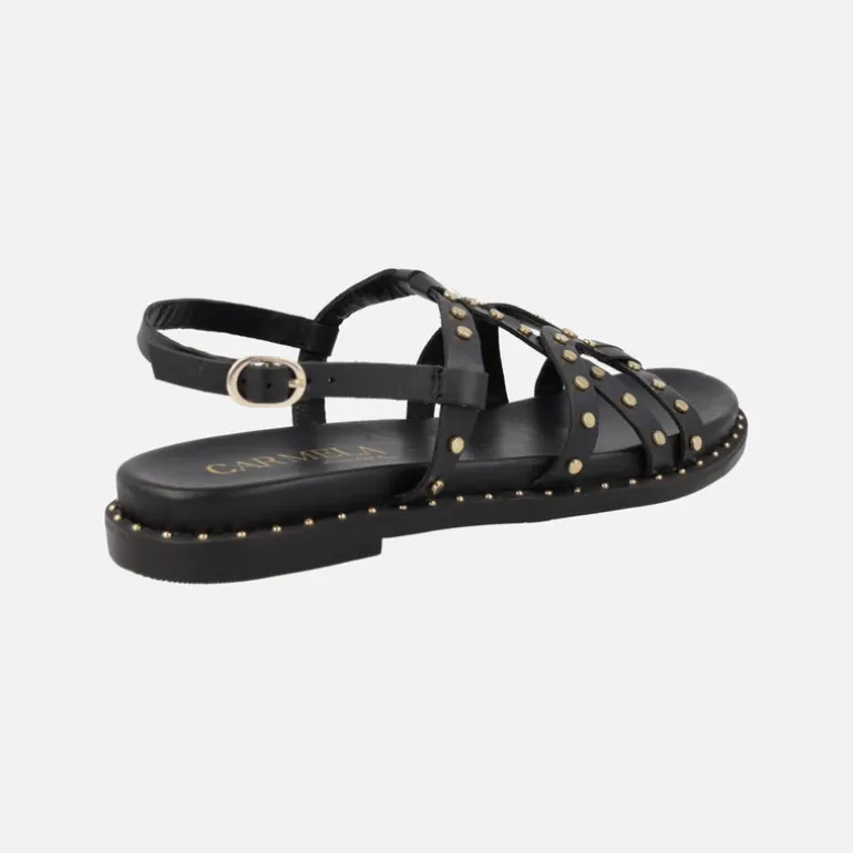 Sandalias negras de piel con tachas metálicas doradas