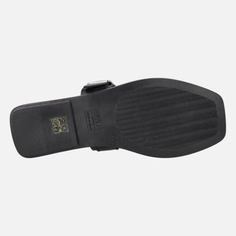 Sandalias negras de piel con pieza para dedo