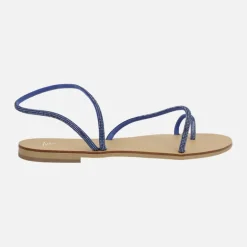 Sandalias planas con tiras de strass