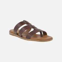 Sandalias planas descalzas de piel