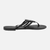 Sandalias planas negras con adorno de strass