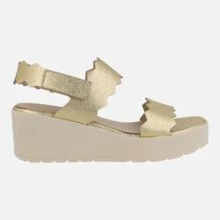 Sandalias Purpura de piel con cuña WondersFLY