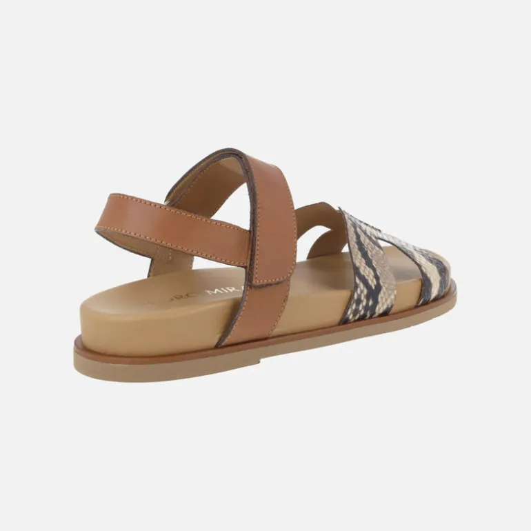 Sandalias Saro en combinado de piel marrón y print serpiente