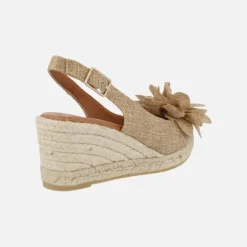 Zapatillas de esparto abiertas de puntera con adorno de flor