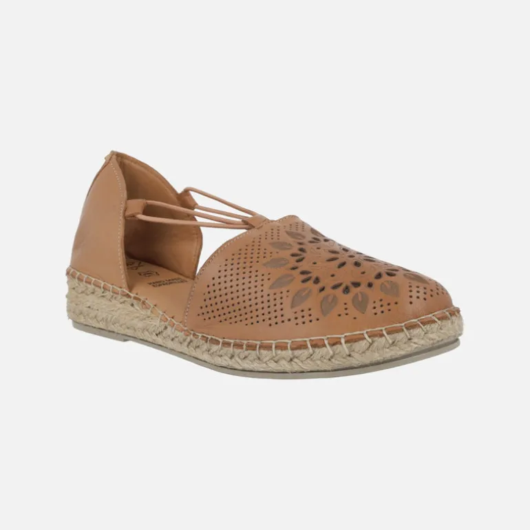 Zapatillas de esparto con dibujos troquelados en la pala y elásticos