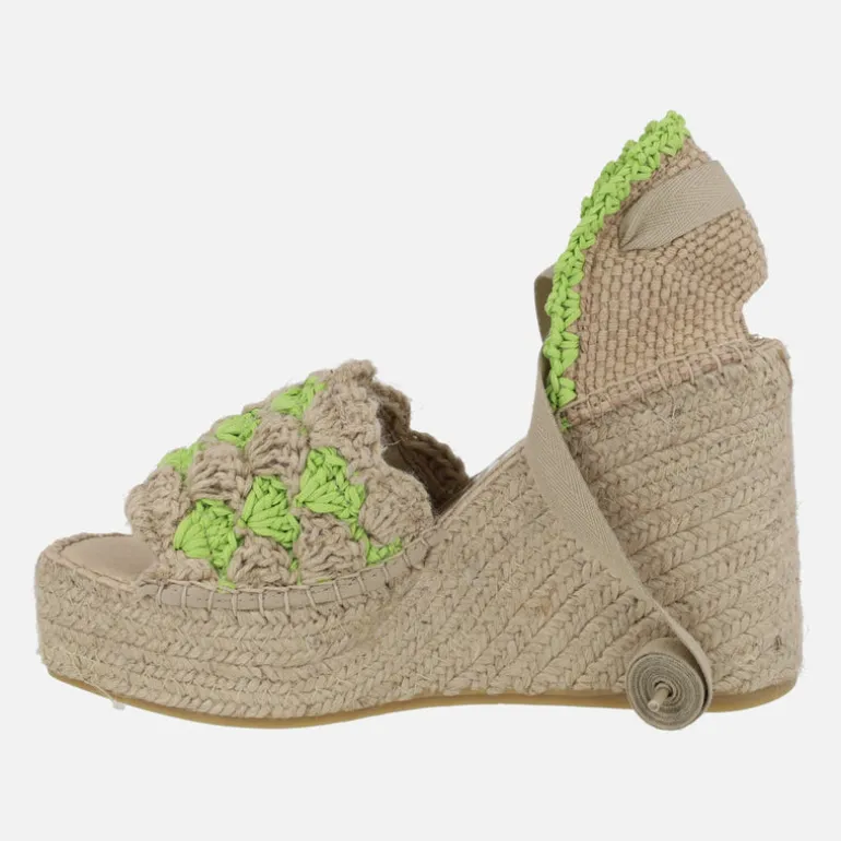 Zapatillas de esparto con cuña alta y plataforma en tejido ganchillo