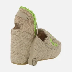 Zapatillas de esparto con cuña alta y plataforma en tejido ganchillo