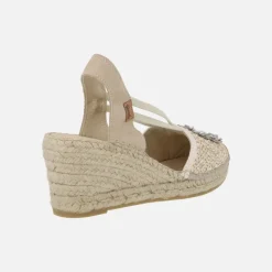 Zapatillas de esparto en rafia brillo crudo con adorno joya