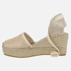 Zapatillas de esparto estilo campesinas en tejido rafia con cintas