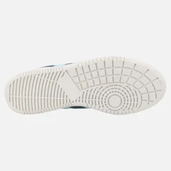 Zapatillas deportivas en piel serraje con cierre de cordones