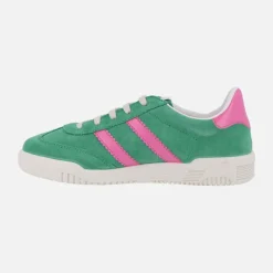 Zapatillas deportivas en piel serraje con cierre de cordones