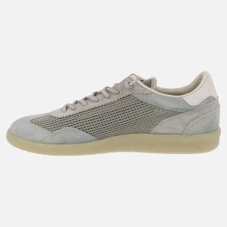 Zapatillas deportivas en combinado de serraje y rejilla