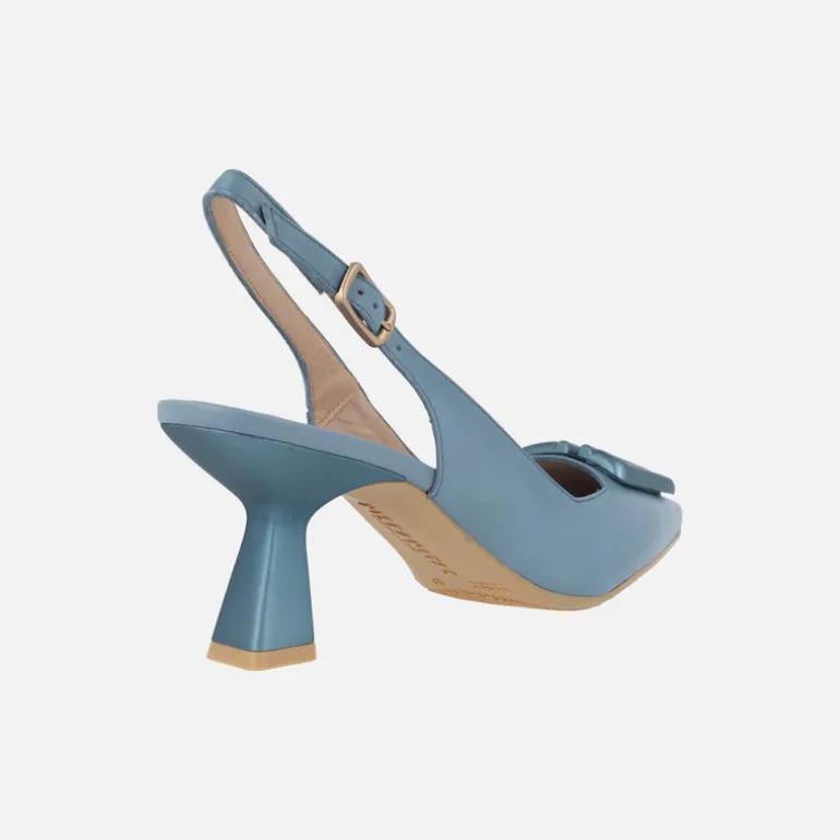 Zapatos corte salón destalonados Nova con adorno en la pala