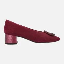 Zapatos de ante con tacón bajo y adorno Iga