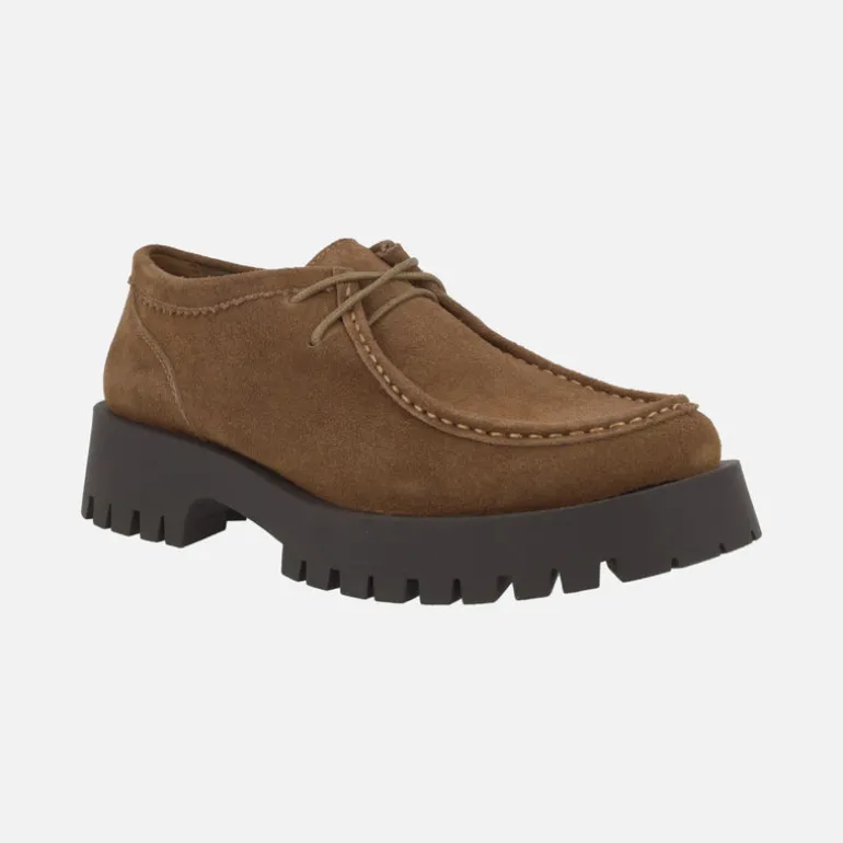 Zapatos de cordones en serraje marrón estilo wallabee con piso track