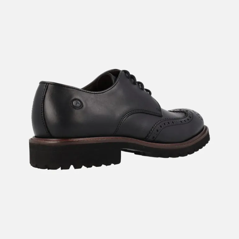 Zapatos de piel con cordones pala vega y picados