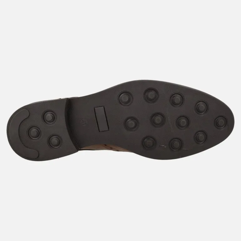 Zapatos de piel con cordones y pala vega