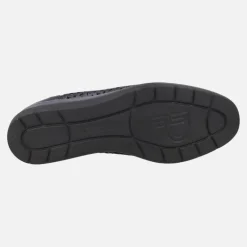 Zapatos de piel corte salón con troquelados y cuña baja