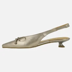 Zapatos de piel destalonados con adorno de lazo