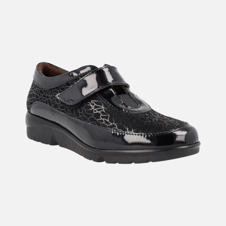 Zapatos deportivos en combinado negro con cierre de velcro