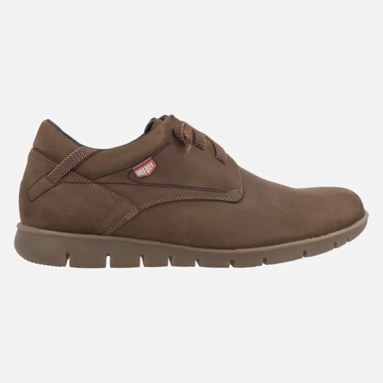 Zapatos deportivos en piel nobuck con cordones para hombre