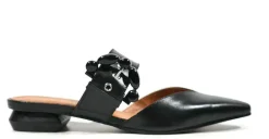 Zapatos destalonados Arabella con adorno de hebilla