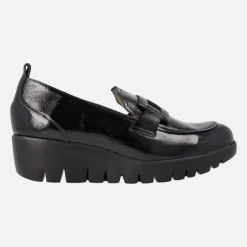 Zapatos mocasines Wonders Fly Rings en charol negro