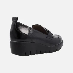 Zapatos mocasines Wonders Fly Rings en charol negro