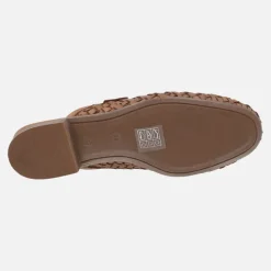 Zuecos de piel trenzada en color camel